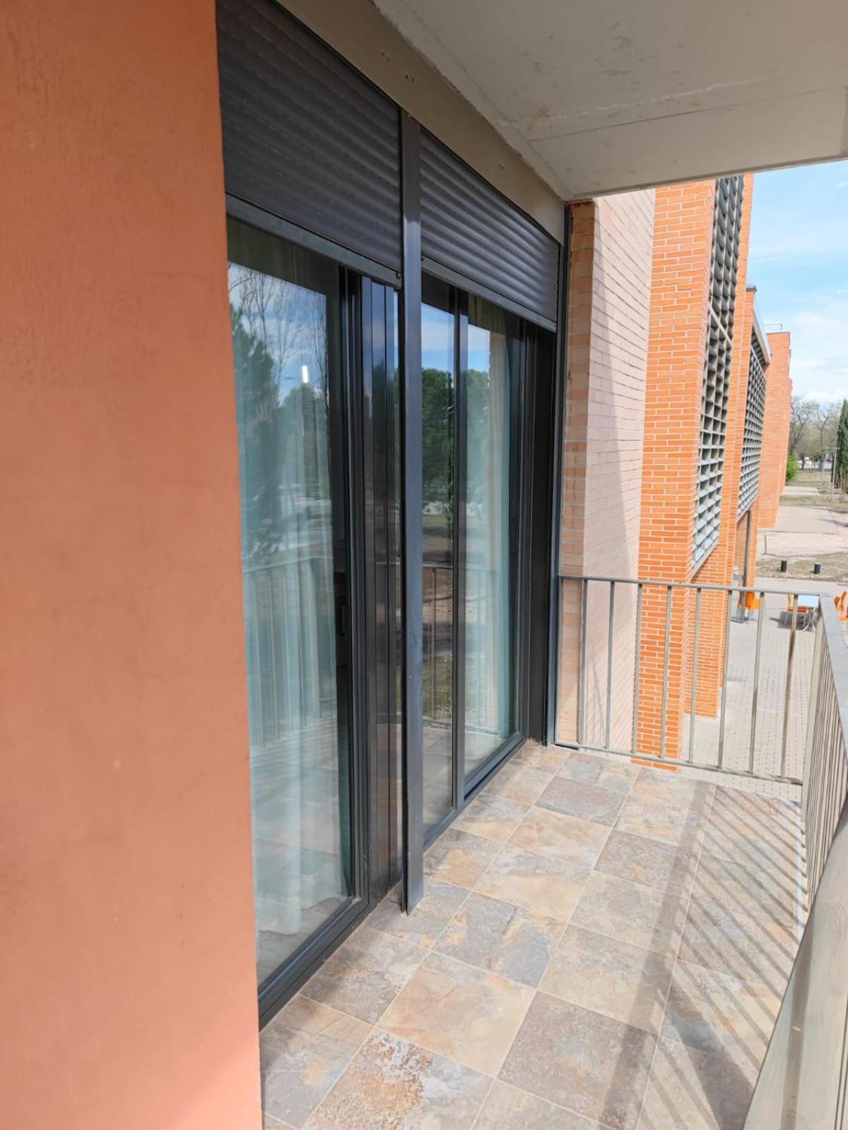 Residencia Universitaria Resa Giner De Los Rios Алькала-де-Энарес Экстерьер фото